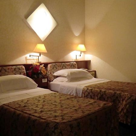 מונטבלונה Hotel Bellavista מראה חיצוני תמונה