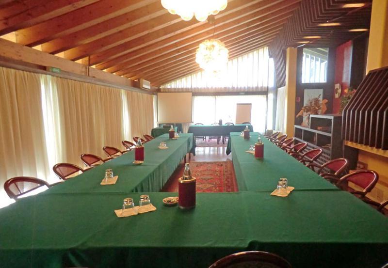 מונטבלונה Hotel Bellavista מראה חיצוני תמונה