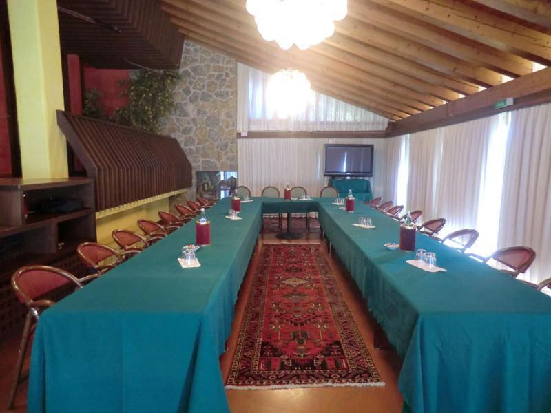 מונטבלונה Hotel Bellavista מראה חיצוני תמונה