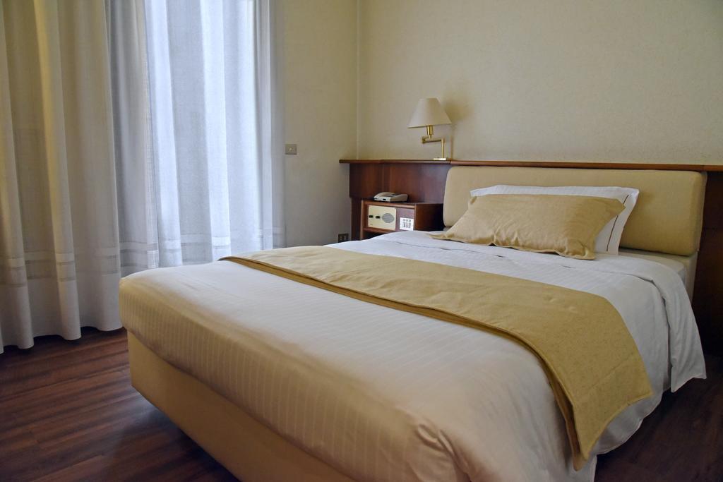 מונטבלונה Hotel Bellavista מראה חיצוני תמונה