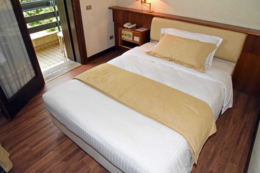 מונטבלונה Hotel Bellavista מראה חיצוני תמונה