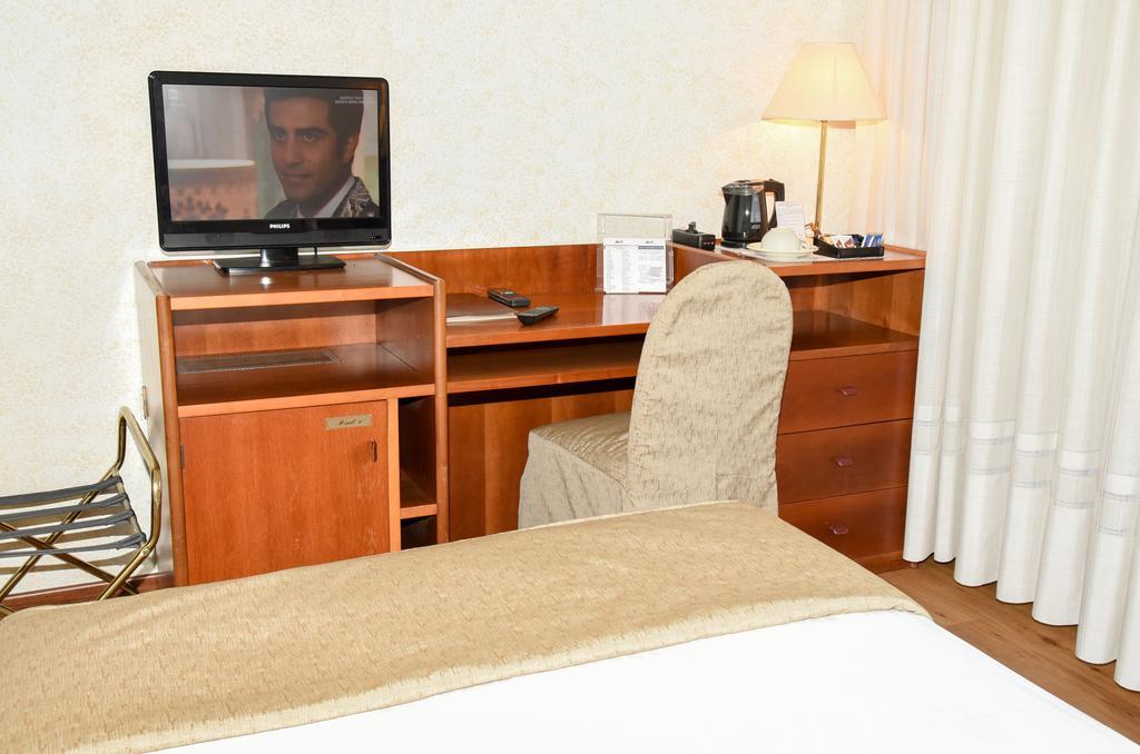 מונטבלונה Hotel Bellavista מראה חיצוני תמונה
